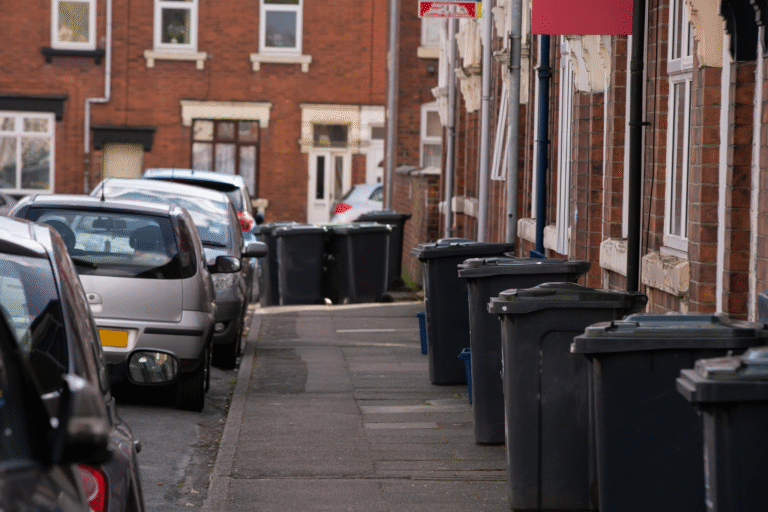 The Hidden Environmental Cost of Single-Use Packaging: How British Businesses Can Make the Switch